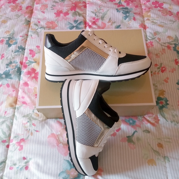 Michael Kors Billie Trainer Sneakers - Picture 5 of 10